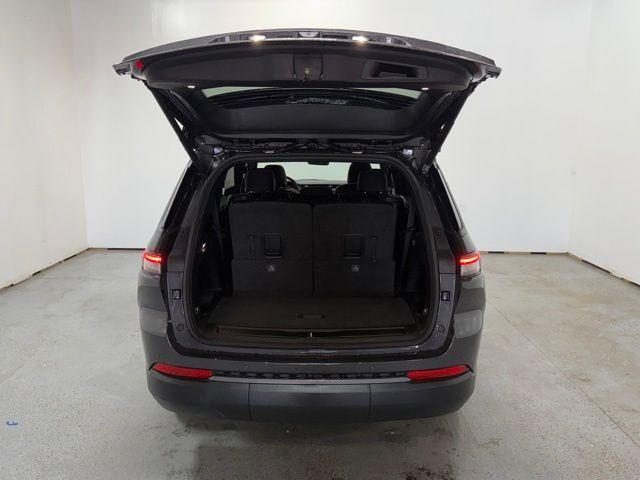 new 2026 Jeep Grand Cherokee L car, priced at $49,598