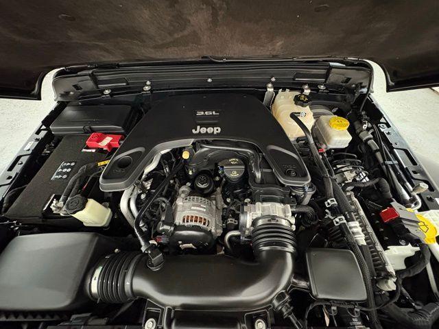 used 2021 Jeep Wrangler Unlimited car, priced at $33,991