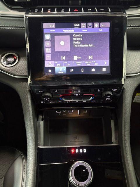 new 2025 Jeep Grand Cherokee car, priced at $44,584