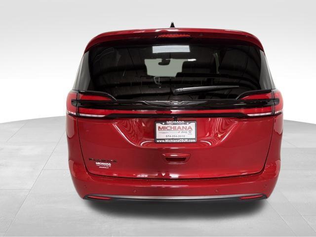 new 2026 Chrysler Pacifica car, priced at $45,953