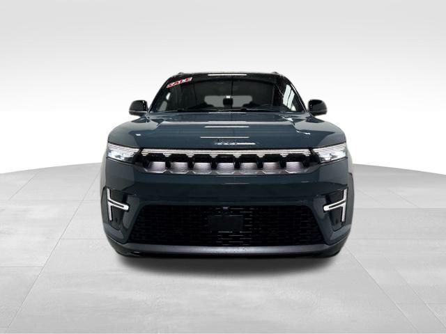 new 2026 Jeep Grand Wagoneer car, priced at $92,650