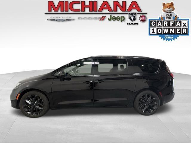 used 2025 Chrysler Pacifica car, priced at $38,882