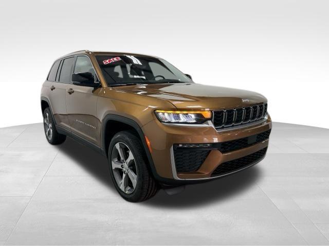 new 2026 Jeep Grand Cherokee car, priced at $47,857