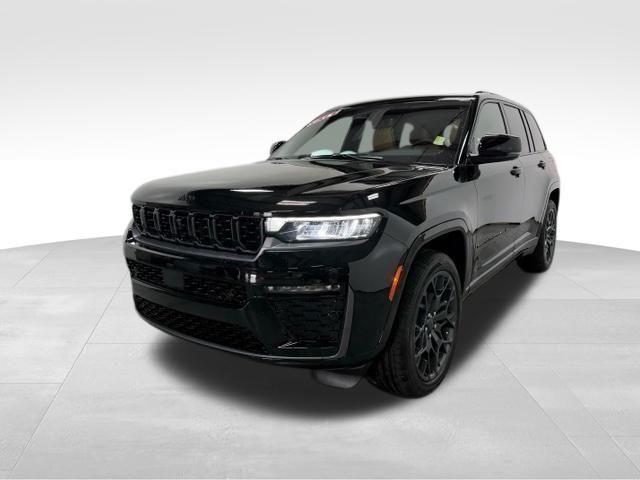new 2026 Jeep Grand Cherokee car, priced at $63,651