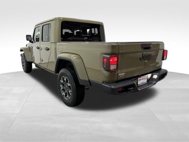 new 2026 Jeep Gladiator car, priced at $47,569