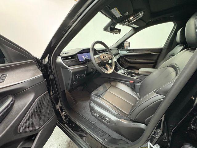 new 2025 Jeep Grand Cherokee L car, priced at $55,818