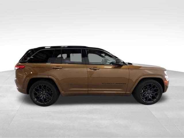 new 2026 Jeep Grand Cherokee car, priced at $63,865