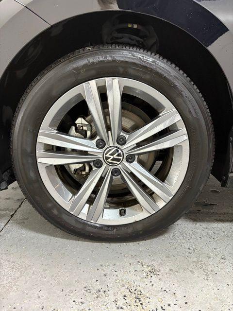 used 2024 Volkswagen Jetta car, priced at $18,992