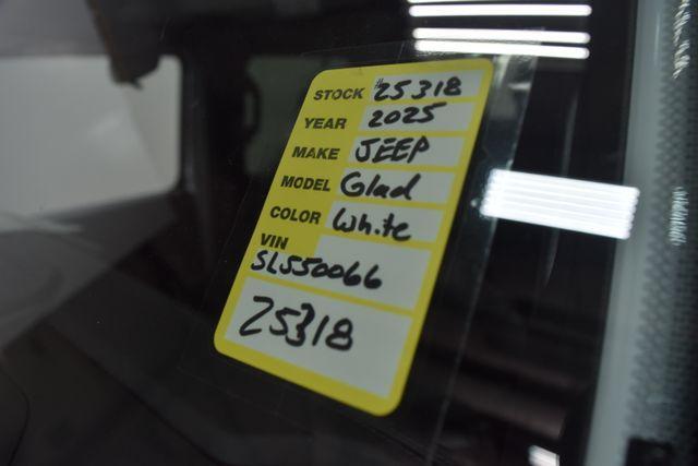 new 2025 Jeep Gladiator car, priced at $43,348