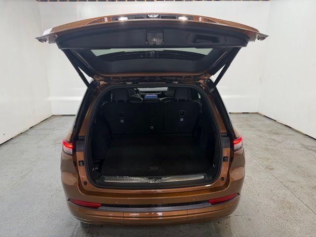 new 2026 Jeep Grand Cherokee car, priced at $64,526
