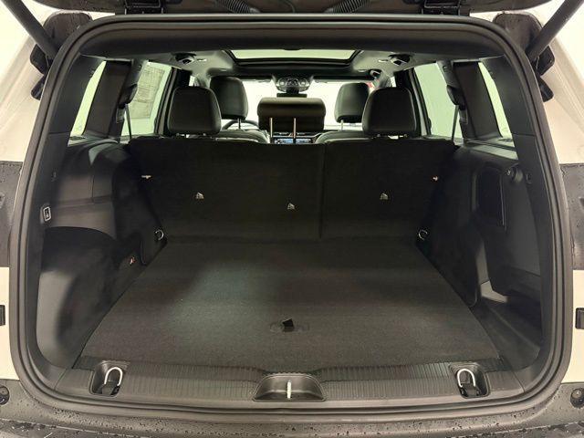 new 2026 Jeep Cherokee car, priced at $44,421