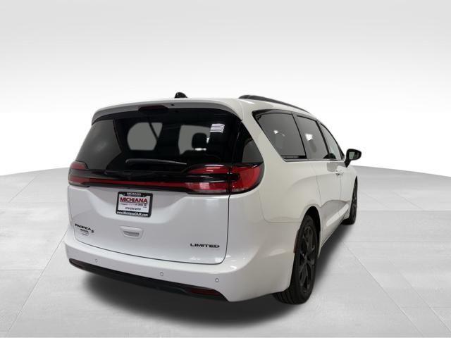 used 2025 Chrysler Pacifica car, priced at $38,882