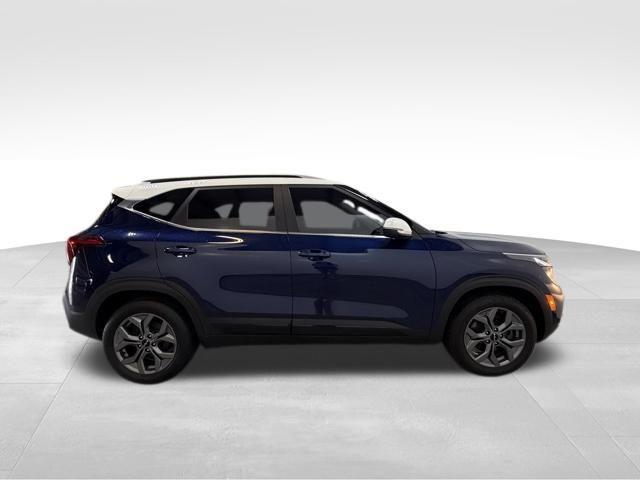 used 2024 Kia Seltos car, priced at $23,242