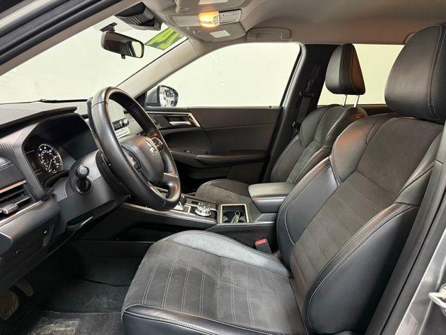 used 2024 Mitsubishi Outlander car, priced at $23,991