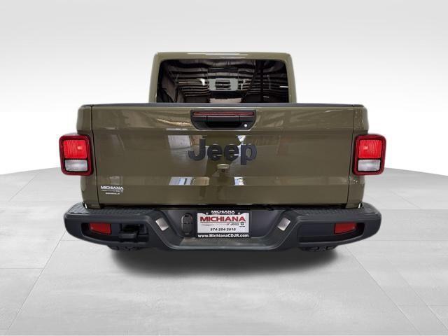 new 2026 Jeep Gladiator car, priced at $52,017