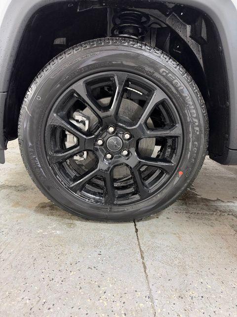 new 2026 Jeep Compass car, priced at $31,860