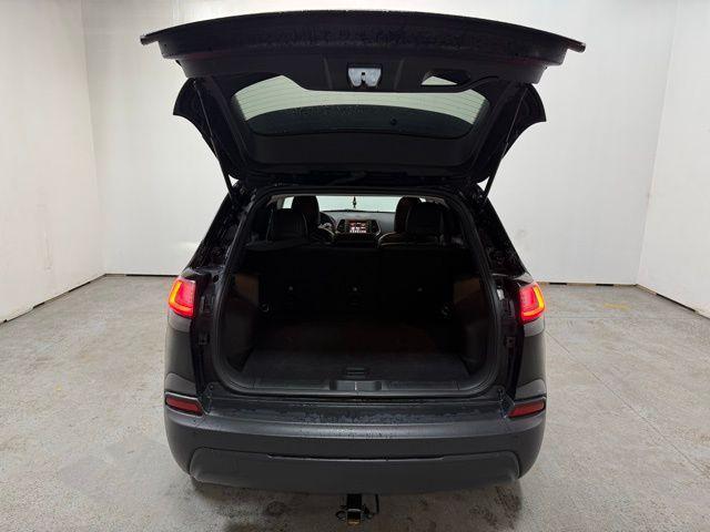 used 2019 Jeep Cherokee car, priced at $16,996