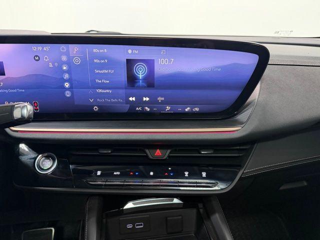 used 2025 Buick Envision car, priced at $32,991