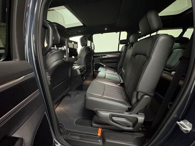 new 2025 Jeep Wagoneer L car, priced at $82,124