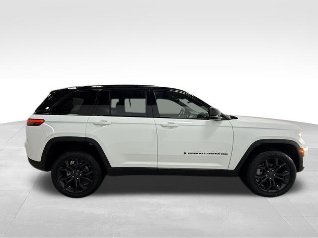 new 2025 Jeep Grand Cherokee car, priced at $51,312