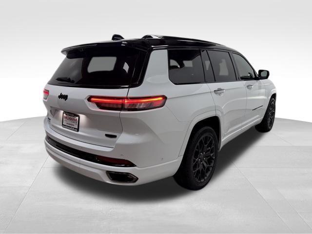new 2025 Jeep Grand Cherokee L car, priced at $70,474