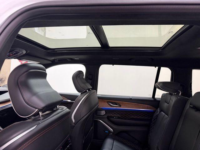 new 2025 Jeep Grand Cherokee L car, priced at $70,474