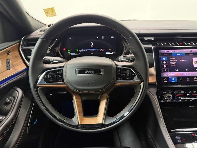 new 2025 Jeep Grand Cherokee L car, priced at $70,474