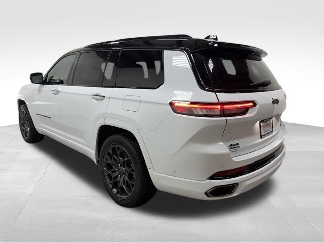 new 2025 Jeep Grand Cherokee L car, priced at $70,474