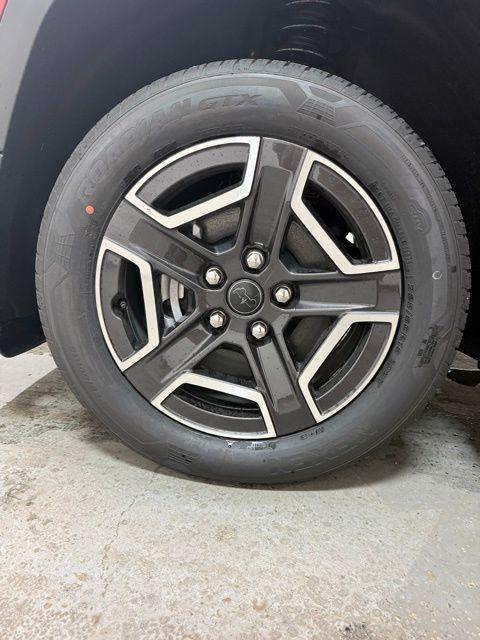 new 2026 Jeep Cherokee car, priced at $41,425