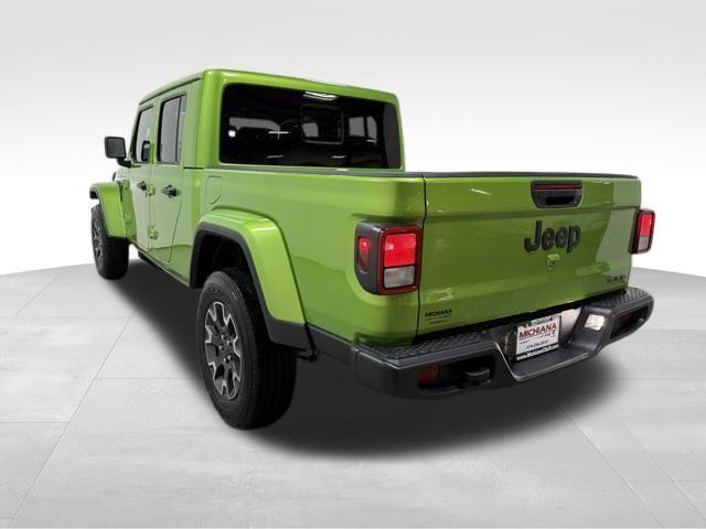 new 2026 Jeep Gladiator car, priced at $47,569