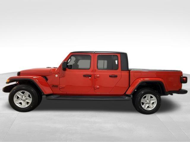 used 2020 Jeep Gladiator car, priced at $27,988