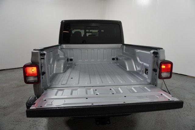 new 2023 Jeep Gladiator car, priced at $48,200