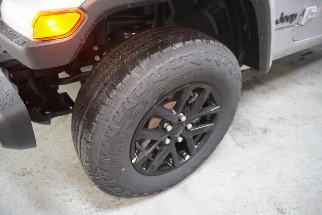 new 2023 Jeep Gladiator car, priced at $48,200