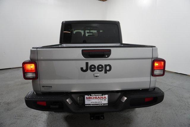 new 2023 Jeep Gladiator car, priced at $48,200