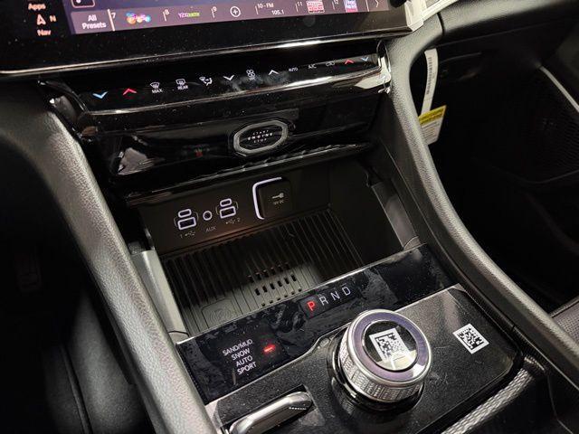new 2026 Jeep Grand Cherokee car, priced at $52,370