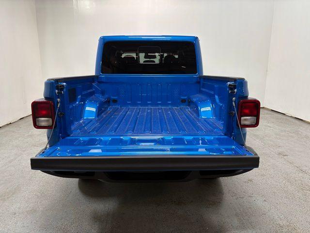 new 2026 Jeep Gladiator car, priced at $50,024