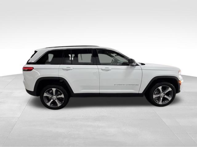 new 2025 Jeep Grand Cherokee car, priced at $52,466