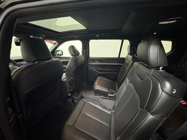 new 2025 Jeep Grand Cherokee L car, priced at $52,689