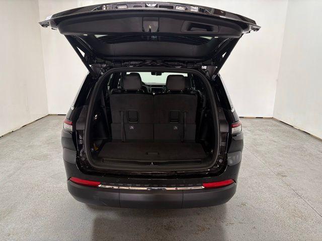 new 2025 Jeep Grand Cherokee L car, priced at $52,689