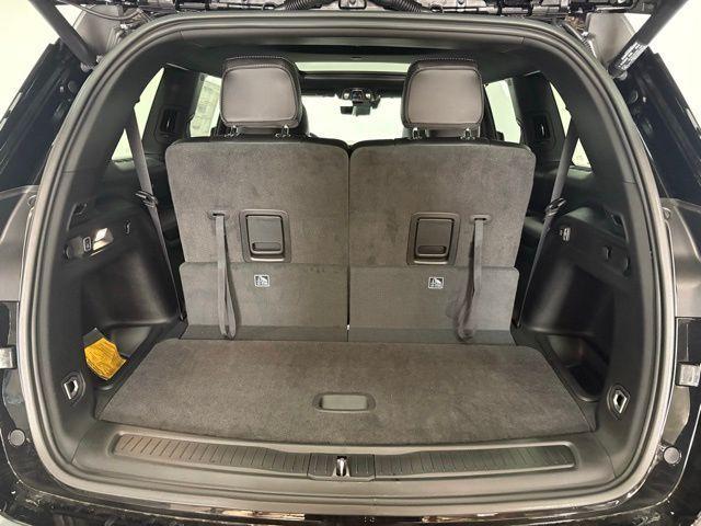 new 2025 Jeep Grand Cherokee L car, priced at $52,689