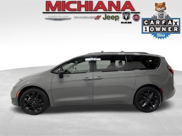 used 2025 Chrysler Pacifica car, priced at $38,822