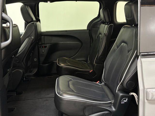 used 2025 Chrysler Pacifica car, priced at $38,822