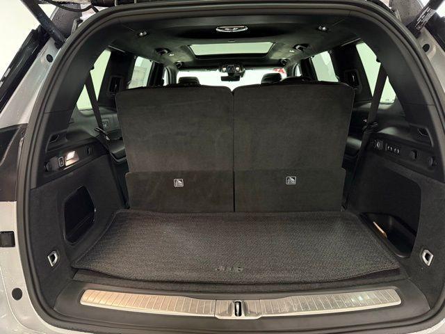 new 2025 Jeep Grand Cherokee L car, priced at $71,010