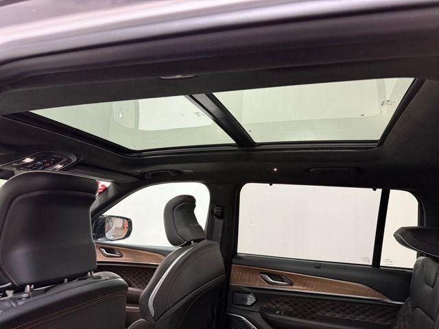 new 2025 Jeep Grand Cherokee L car, priced at $71,010