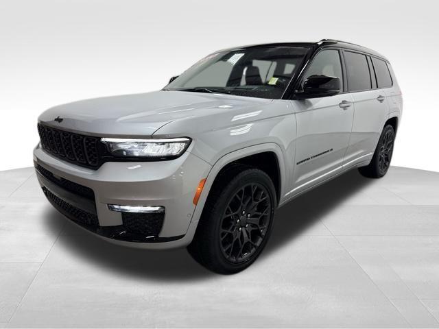 new 2025 Jeep Grand Cherokee L car, priced at $71,010