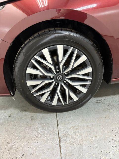 used 2024 Nissan Altima car, priced at $21,991