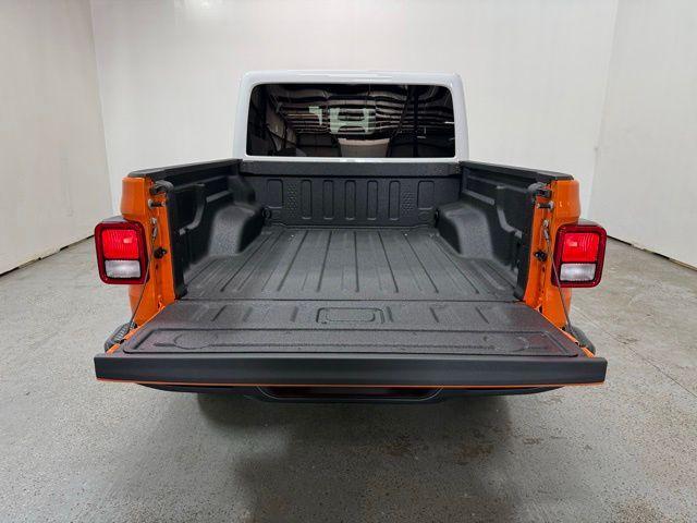 new 2026 Jeep Gladiator car, priced at $49,915