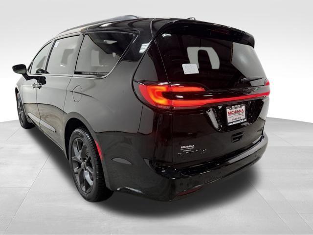 new 2026 Chrysler Pacifica car, priced at $58,865