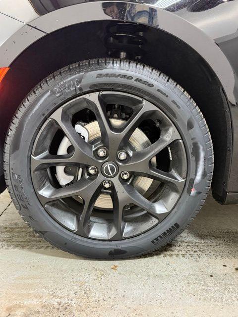 new 2026 Chrysler Pacifica car, priced at $58,865