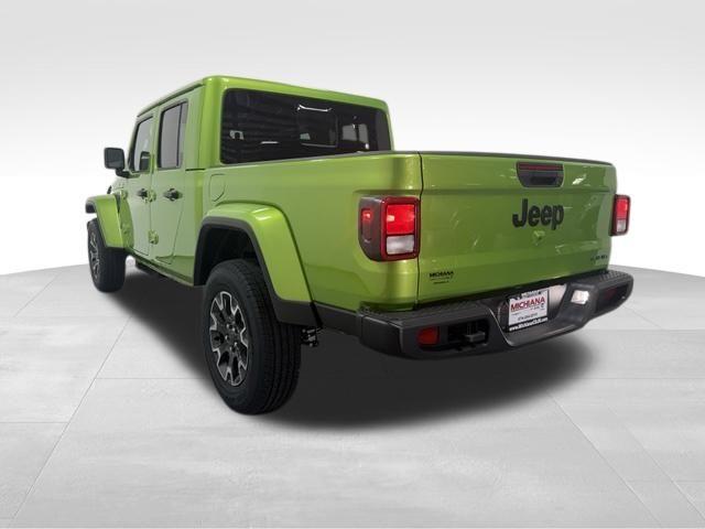 new 2026 Jeep Gladiator car, priced at $49,720